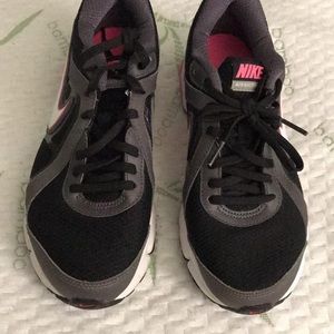 Nike size 7.5 women